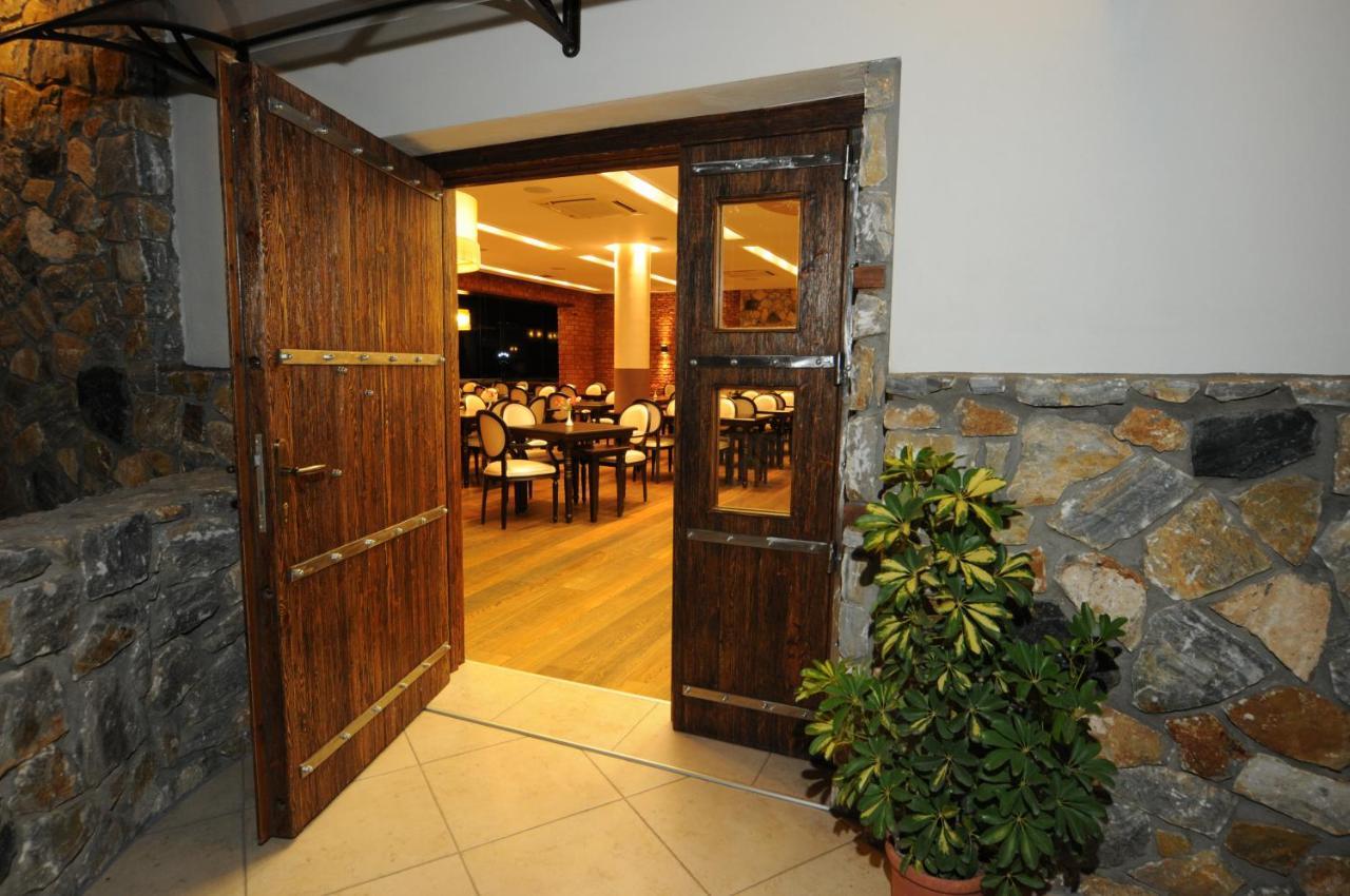 Philippeio Hotel Krinidhes Exterior photo